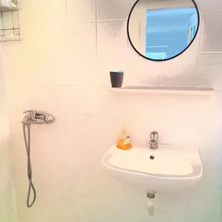 Appartement Artemis Centre Pour Petit Budget Backpackers